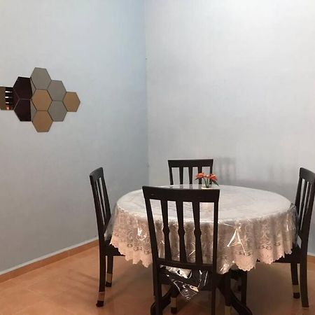 Homestay Che Mat Куала Теренгану Екстериор снимка